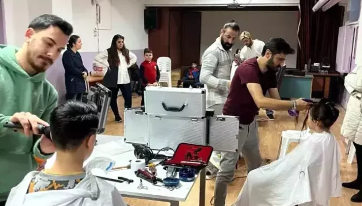 Eskişehir’de Ramazan Bayramı Öncesi 100 Öğrenciye Ücretsiz Tıraş