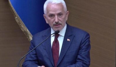 Kimse beklemiyordu! Meclis’te kürsüye gelip AK Parti’den istifa etti